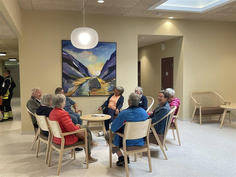 Me flyttar inn i ny Sjukeheim - Klikk for stort bilete